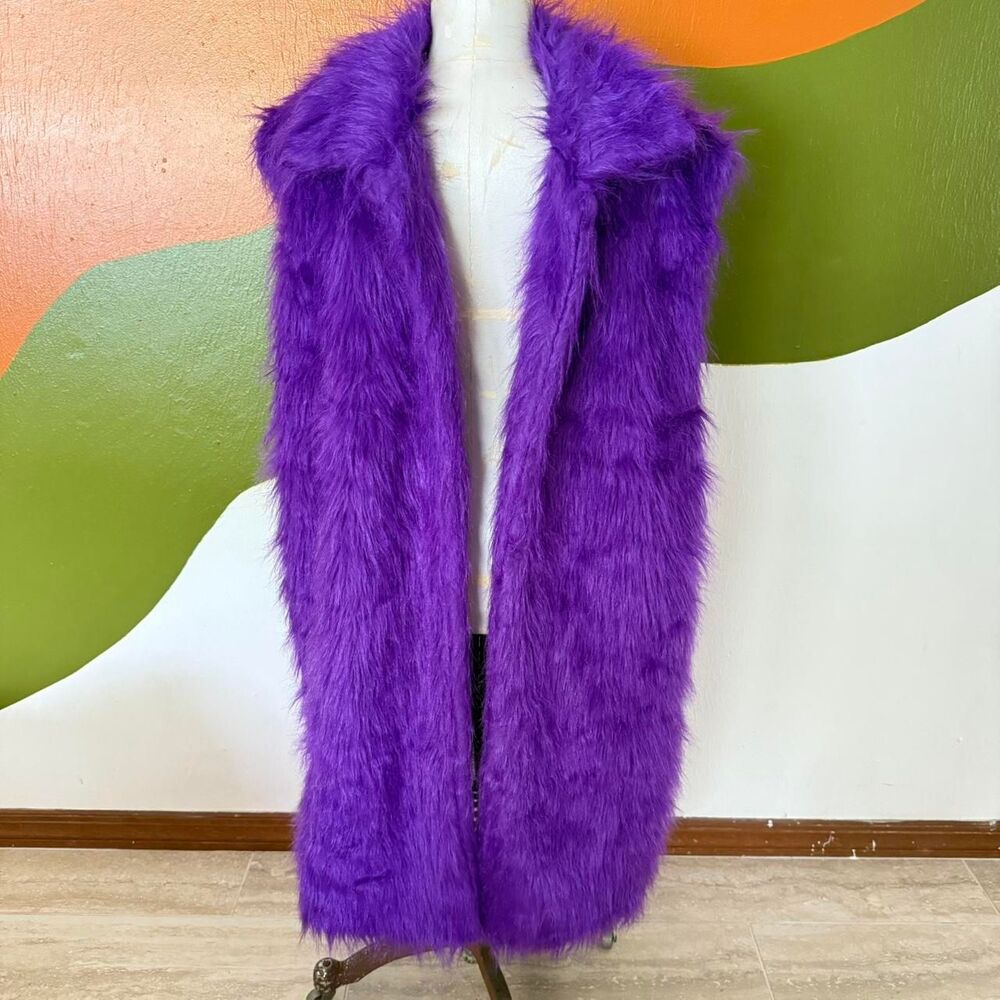 Spirit Halloween Long Faux Fur Purple shaggy Vest Sz XL gothic steampunk grunge